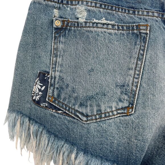 Anthropologie Pilcro High Rise Patchwork Raw Hem Cut Off Jean Shorts 27 - Picture 3 of 8
